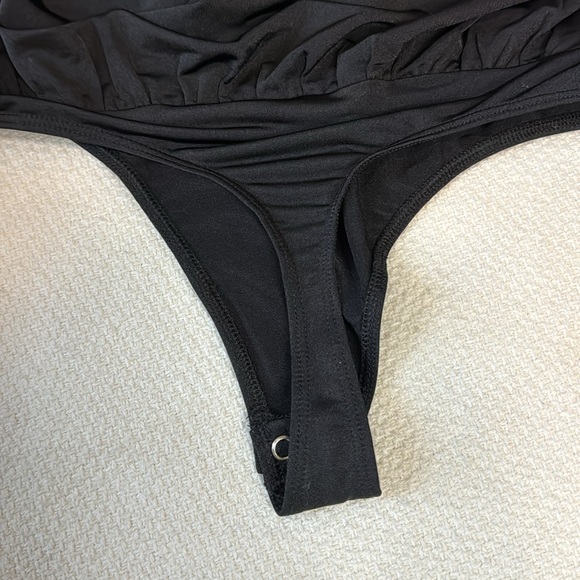 WOMENS EXPRESS BLACK BODYSUIT - SIZE SMALL NWOT - Picture 6 of 7